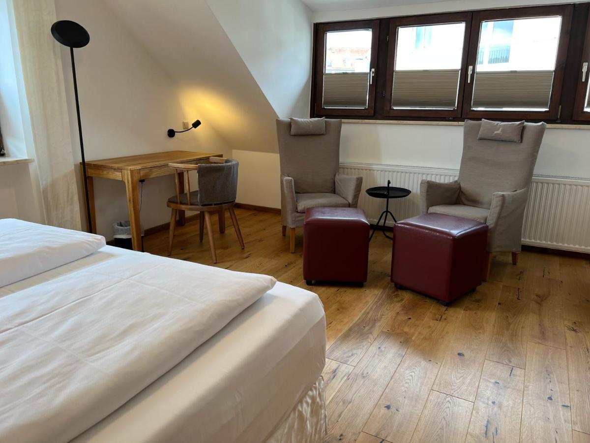 Aparthotel Parsberg Lferstl מראה חיצוני תמונה