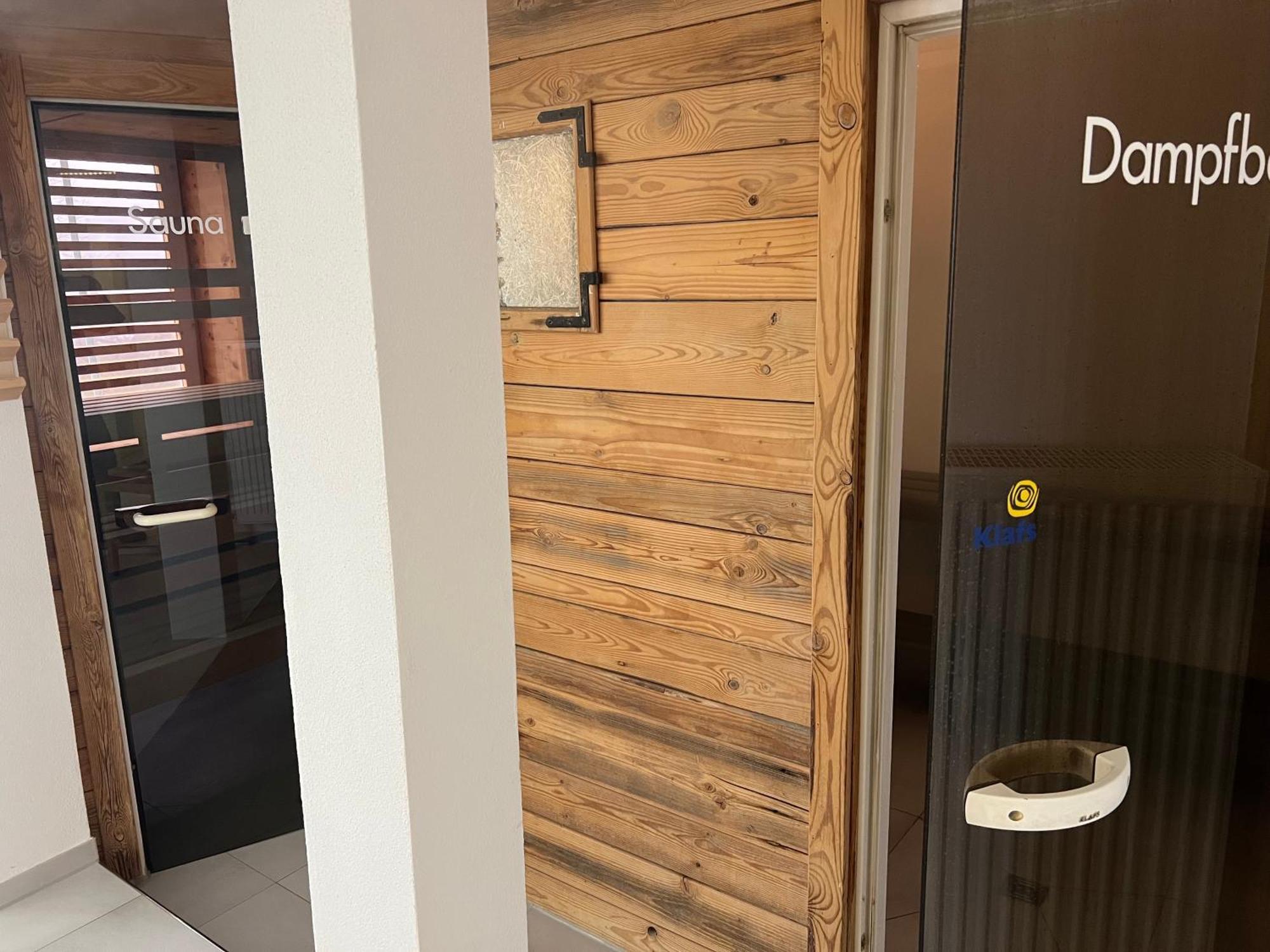 Aparthotel Parsberg Lferstl מראה חיצוני תמונה